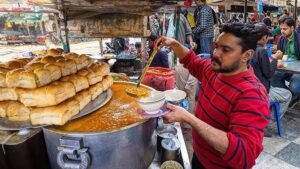 Street Food Karachi- FB Area Food Street